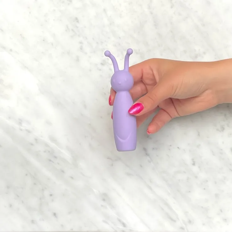 Mini vibrator bijtje in hand