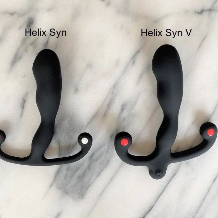 Helix Syn en Helix Syn V van Aneros naast elkaar