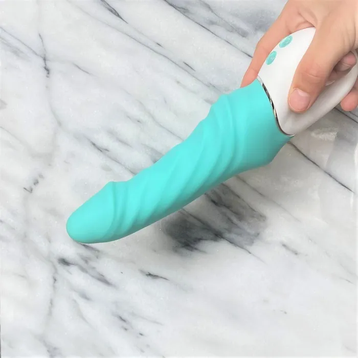 sea star vibrator in hand